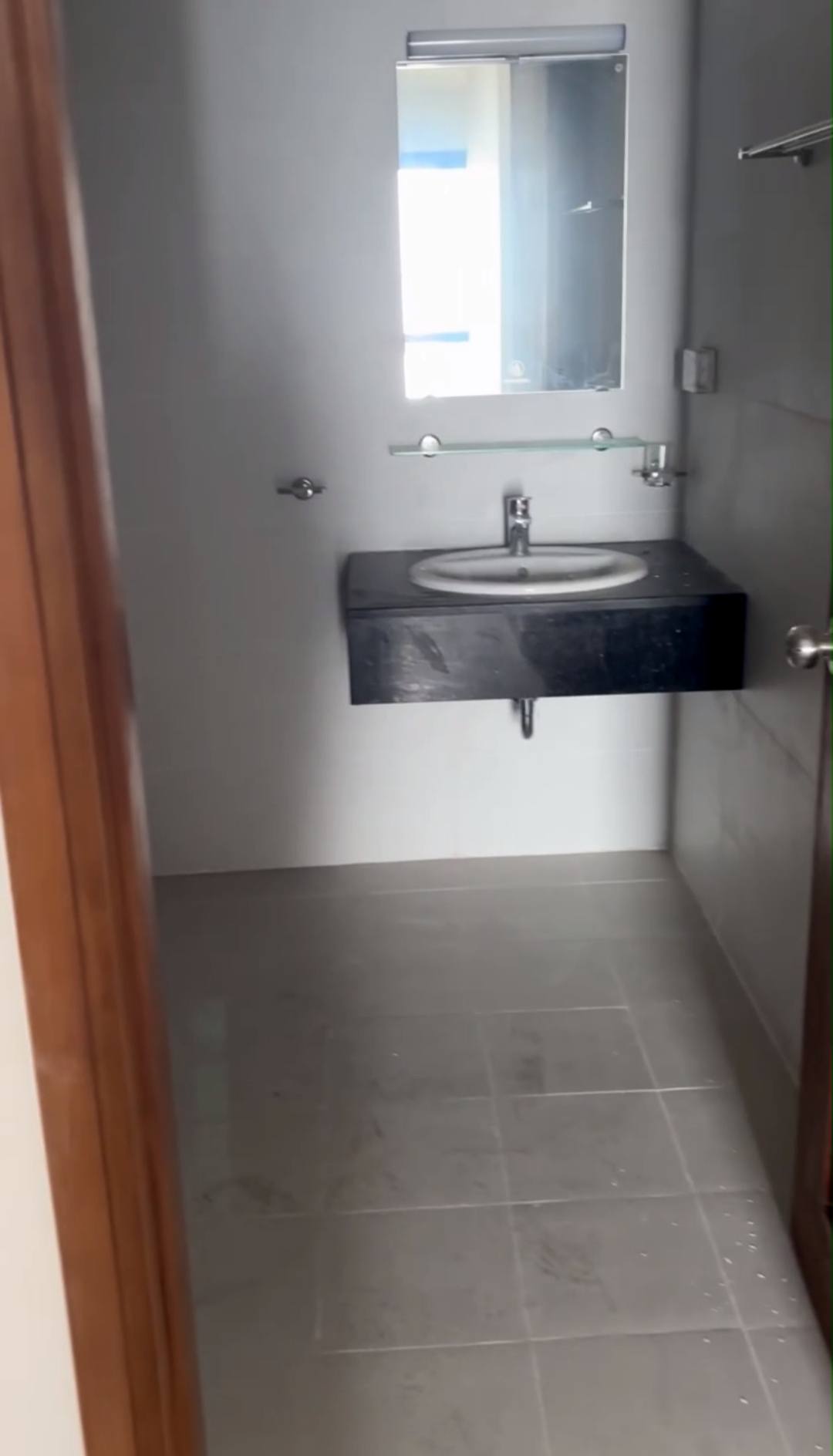Cho thuê căn  hộ chung cư Đại Kim 107m2, 3 ngủ, 2 vệ sinh ngay hồ Định Công - Ảnh 4